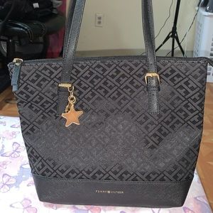Tommy Hilfiger purse